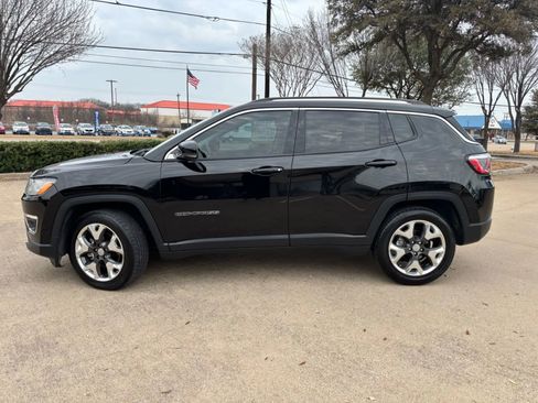 Used 2018 Jeep Compass Limited w/ Navigation Group FWD image 10