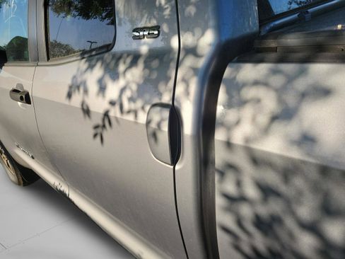 Used 2016 Toyota Tundra SR5 w/ SR5 Upgrade Package image 24