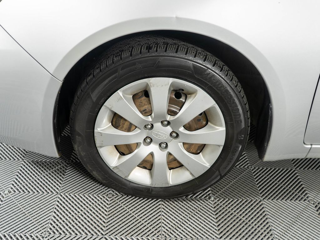 Used 2010 Subaru Impreza 2.5i AWD/4WD image 21