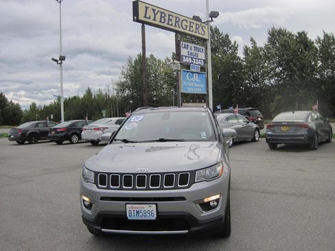 Used 2020 Jeep Compass Limited image 2