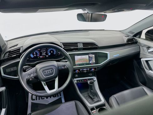 Used 2022 Audi Q3 2.0T Premium Plus w/ Premium Plus Package AWD/4WD image 21