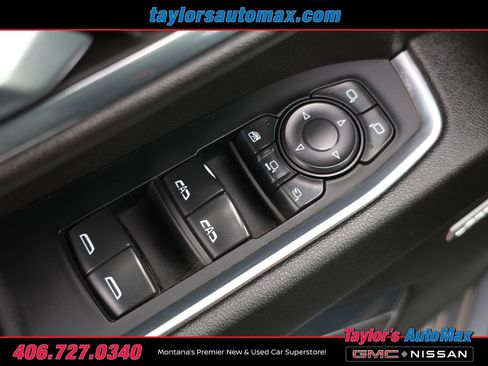 Used 2024 GMC Sierra 3500 SLT w/ SLT Convenience Package image 34