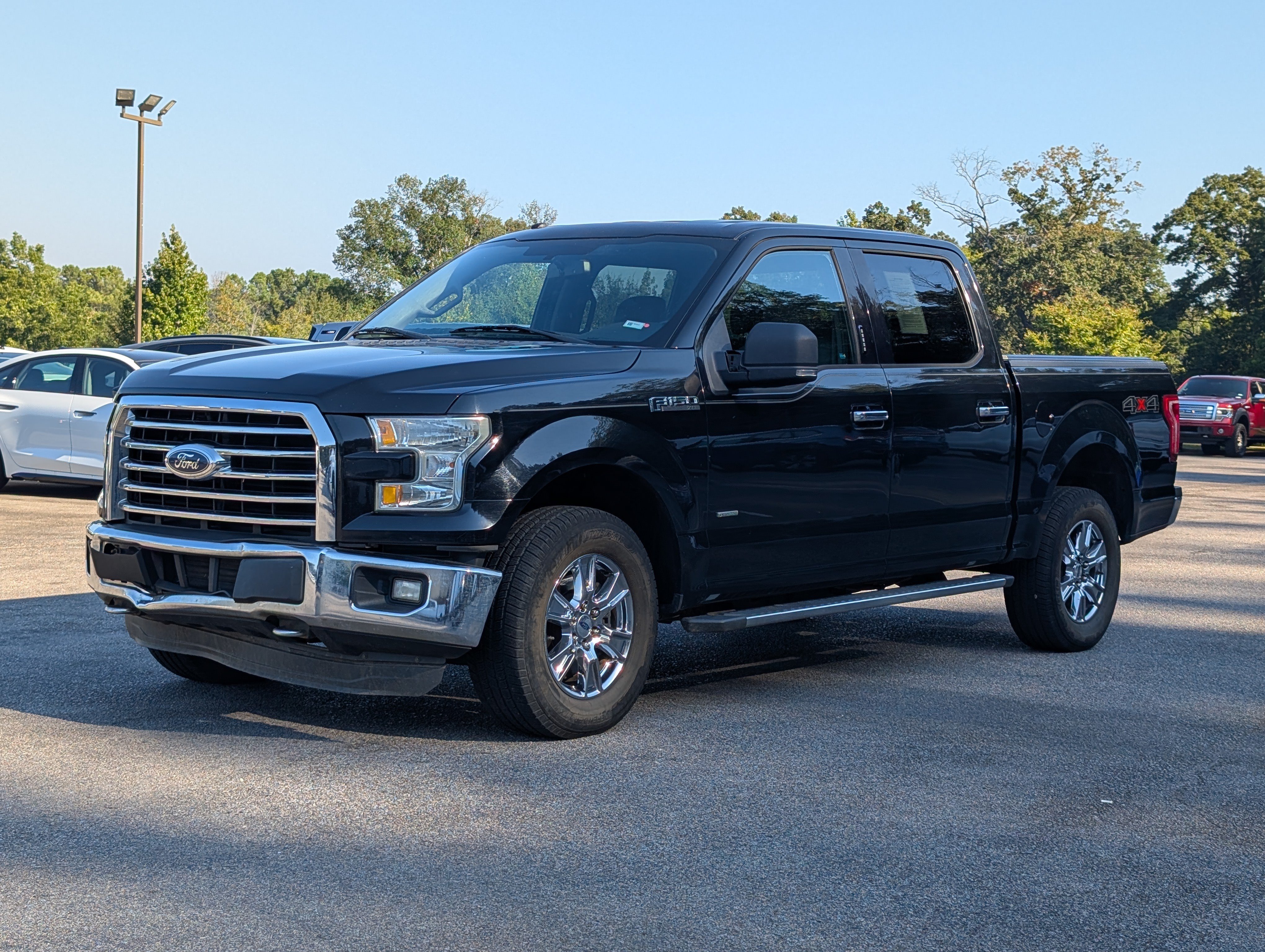 Used 2016 Ford F150 XLT w/ Equipment Group 301A Mid AWD/4WD image 5
