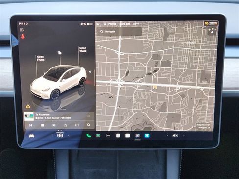 Used 2022 Tesla Model Y Long Range image 10