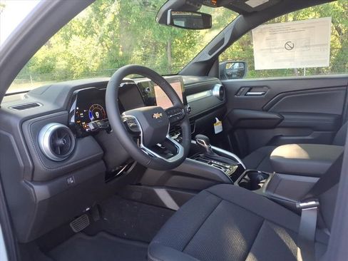 New 2026 Chevrolet Colorado LT image 11