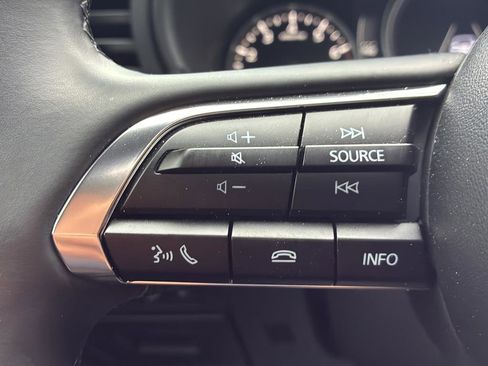 Used 2025 MAZDA MAZDA3 s image 36