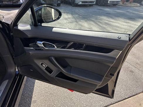 Used 2016 Porsche Panamera Edition image 16