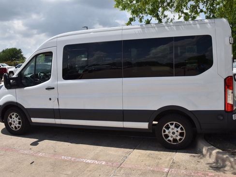 Used 2015 Ford Transit 350 XL image 10