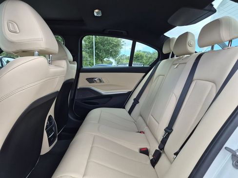 Used 2025 BMW 330i Sedan w/ Premium Package RWD image 20