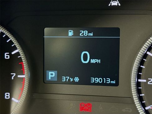 Used 2022 Kia Telluride EX w/ EX Premium Package image 2