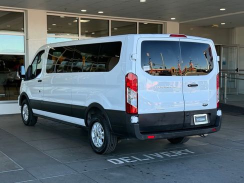 Used 2021 Ford Transit 350 XLT image 9