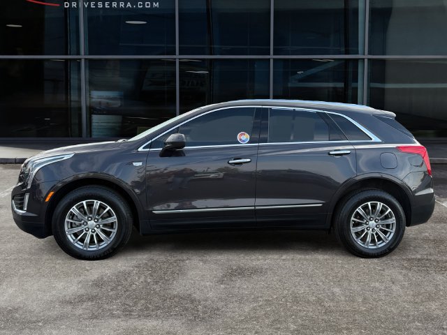 Used 2017 Cadillac XT5 Luxury w/ Driver Awareness Package FWD image 2