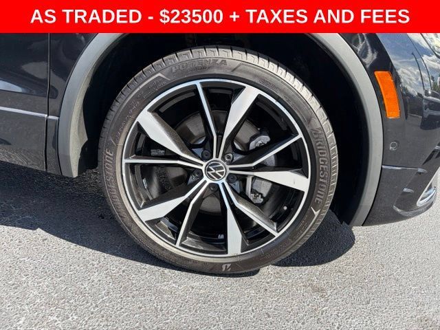 Used 2023 Volkswagen Tiguan SEL R-Line AWD/4WD image 8