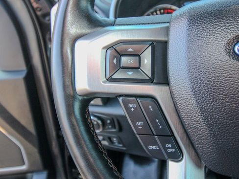 Used 2019 Ford F150 Platinum w/ Equipment Group 701A Luxury AWD/4WD image 23
