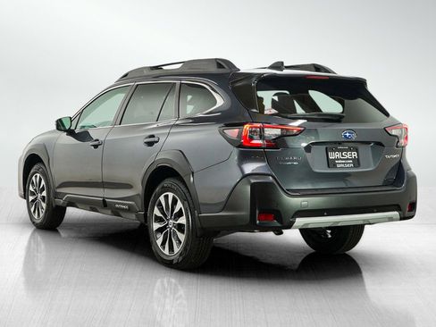 Used 2023 Subaru Outback Limited AWD/4WD image 3