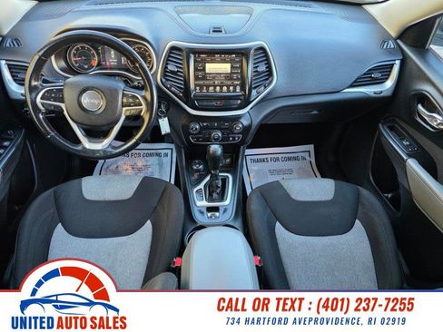 Used 2014 Jeep Cherokee Latitude w/ Cold Weather Group AWD/4WD image 14
