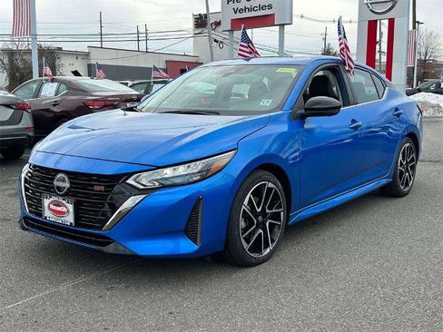 Certified 2024 Nissan Sentra SR w/ SR Premium Package image 2