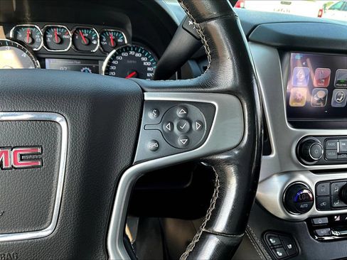 Used 2019 GMC Yukon XL SLT AWD/4WD image 14