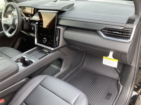 New 2026 GMC Acadia Elevation w/ Elevation Premium Package image 29