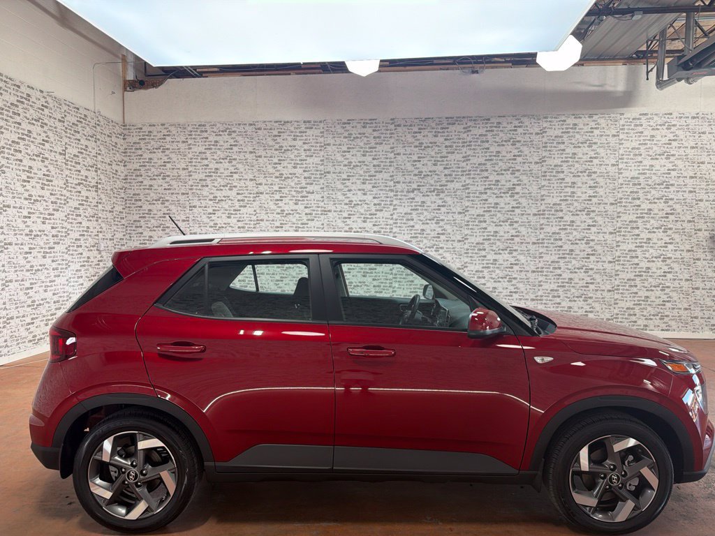 Certified 2026 Hyundai Venue SEL FWD image 8