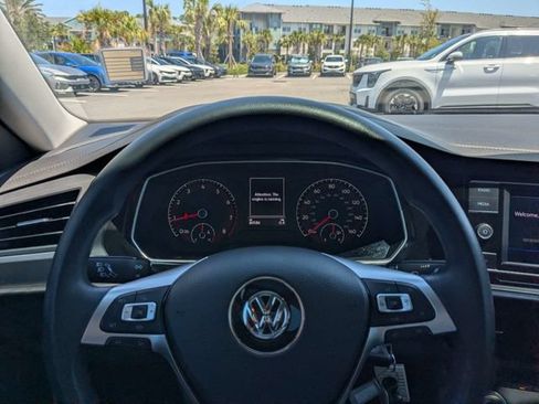 Used 2021 Volkswagen Jetta R-Line FWD image 49