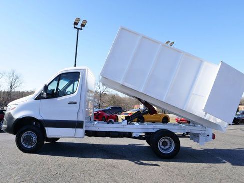 Used 2023 Mercedes-Benz Sprinter 3500 w/ Acoustic Package image 16