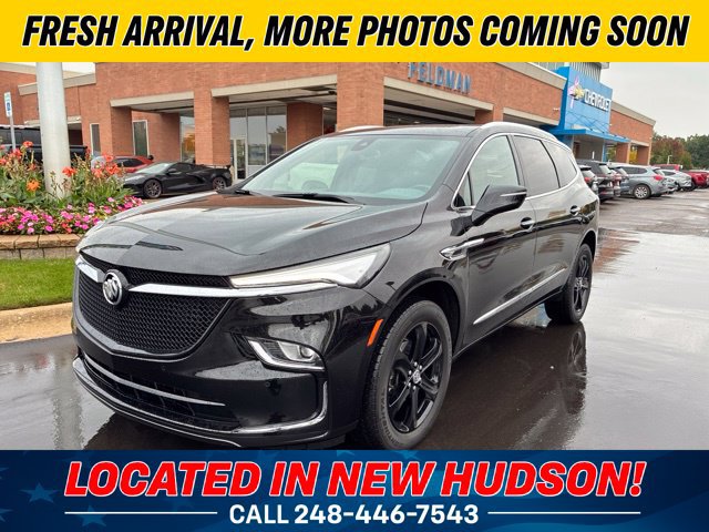 Used 2024 Buick Enclave Essence w/ Experience Buick Package AWD/4WD image 1