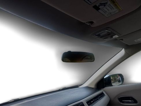 Used 2016 Honda HR-V EX image 16