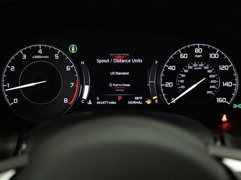 Used 2023 Acura TLX image 3