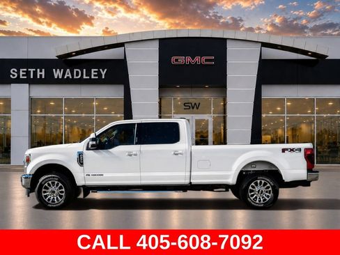 Used 2021 Ford F250 Lariat w/ Lariat Value Package AWD/4WD image 4
