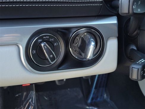 Used 2024 Porsche 718 Cayman S w/ Premium Package image 20