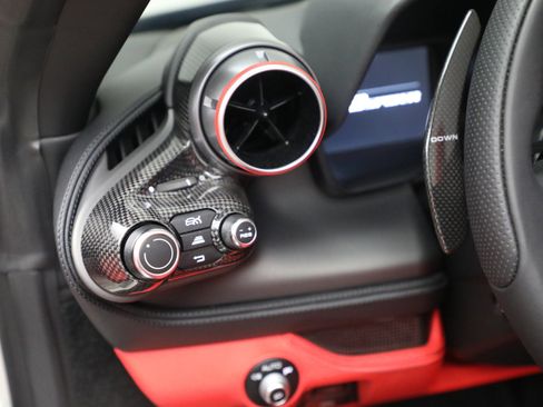 Certified 2023 Ferrari F8 Tributo image 21