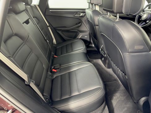 Certified 2024 Porsche Macan GTS AWD/4WD image 29