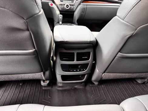 Used 2014 Acura MDX w/ Technology Package AWD/4WD image 28