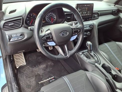 Certified 2021 Hyundai Veloster N image 14
