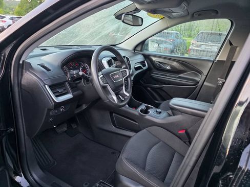 Used 2024 GMC Terrain SLE AWD/4WD image 14
