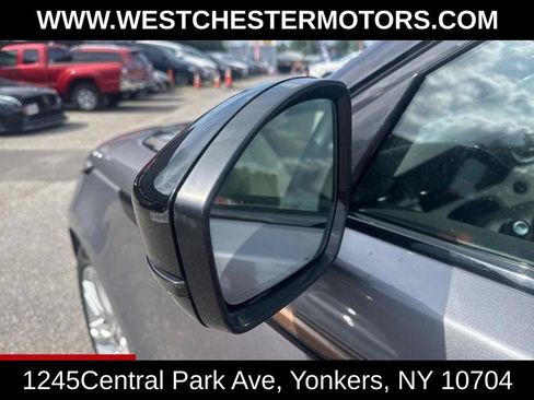 Used 2020 Land Rover Range Rover Velar R-Dynamic S AWD/4WD image 27