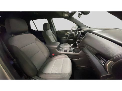 Used 2023 Chevrolet Traverse LT AWD/4WD image 18