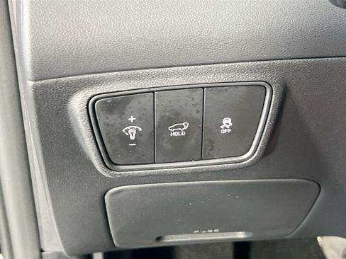 Used 2023 Hyundai Tucson Limited w/ Cargo Package AWD/4WD image 10