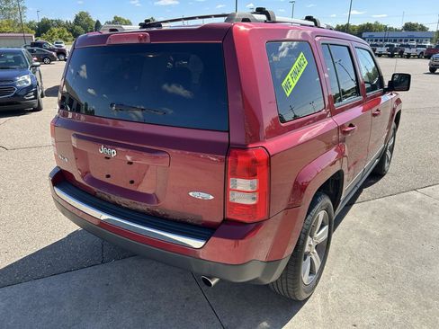 Used 2017 Jeep Patriot 4WD image 7