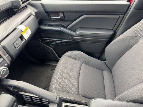 New 2026 Toyota 4Runner SR5 AWD/4WD image 30