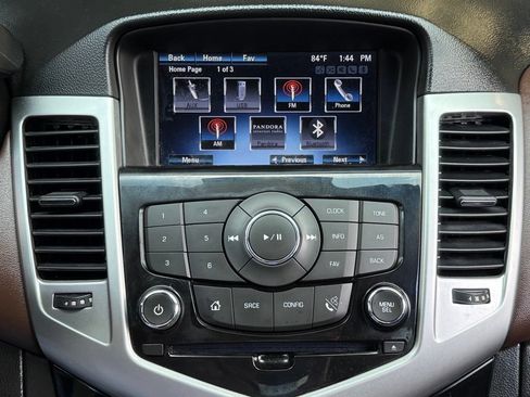 Used 2015 Chevrolet Cruze LT FWD image 35