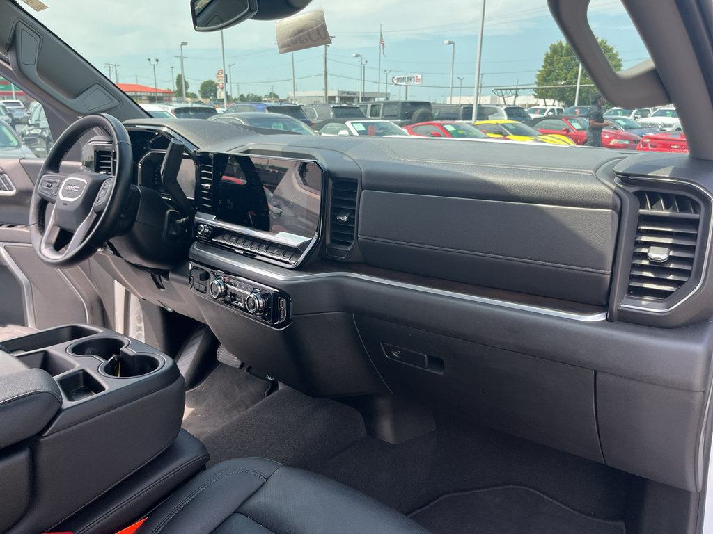 Used 2026 GMC Sierra 1500 SLT AWD/4WD image 48