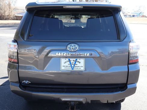 Used 2018 Toyota 4Runner SR5 Premium w/ Wilderness Package image 6