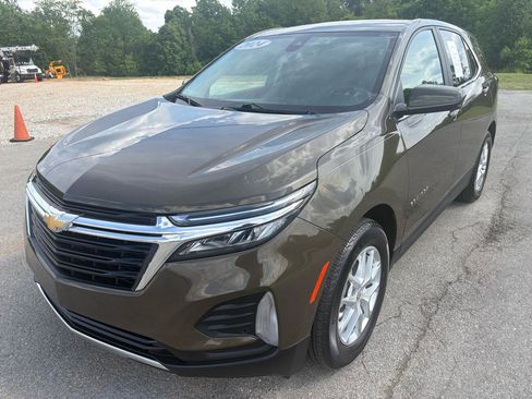 Used 2024 Chevrolet Equinox LT FWD image 7