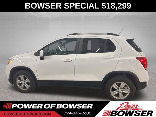 Used 2022 Chevrolet Trax LT w/ LT Convenience Package AWD/4WD image 4