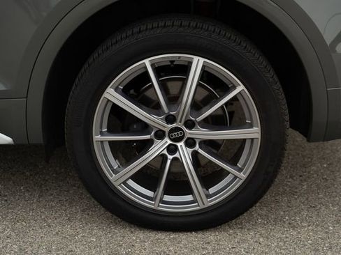 Used 2024 Audi SQ5 Premium Plus image 9