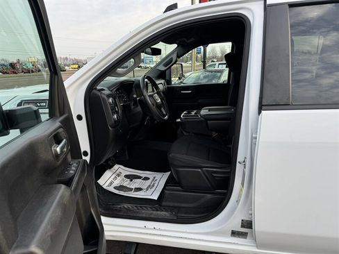 Used 2021 GMC Sierra 2500 4x4 Crew Cab w/ Convenience Package image 6