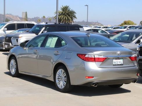 Used 2015 Lexus ES 350 w/ Premium Package FWD image 20