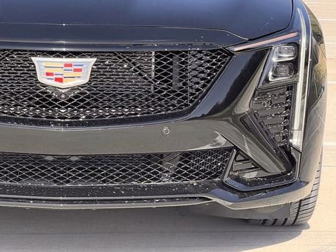 New 2026 Cadillac CT5 V image 8